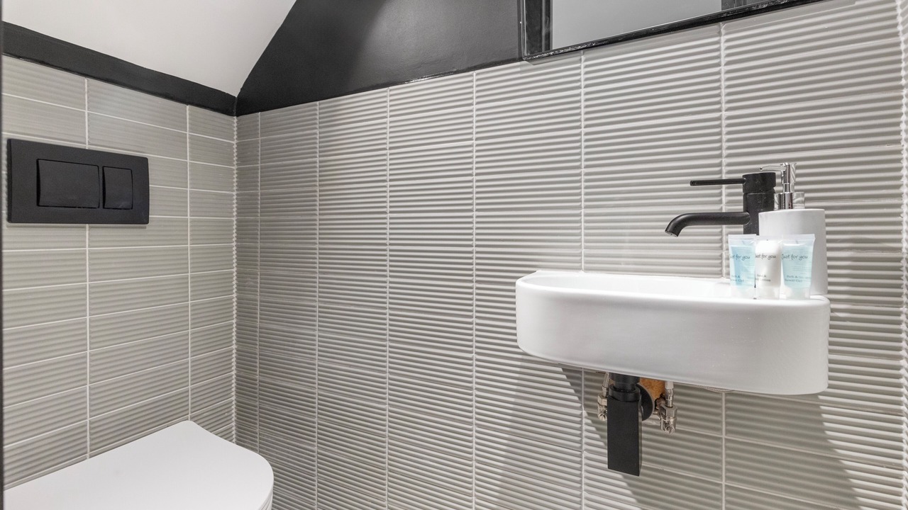 Photo of Bathroom in Tottenham Hale