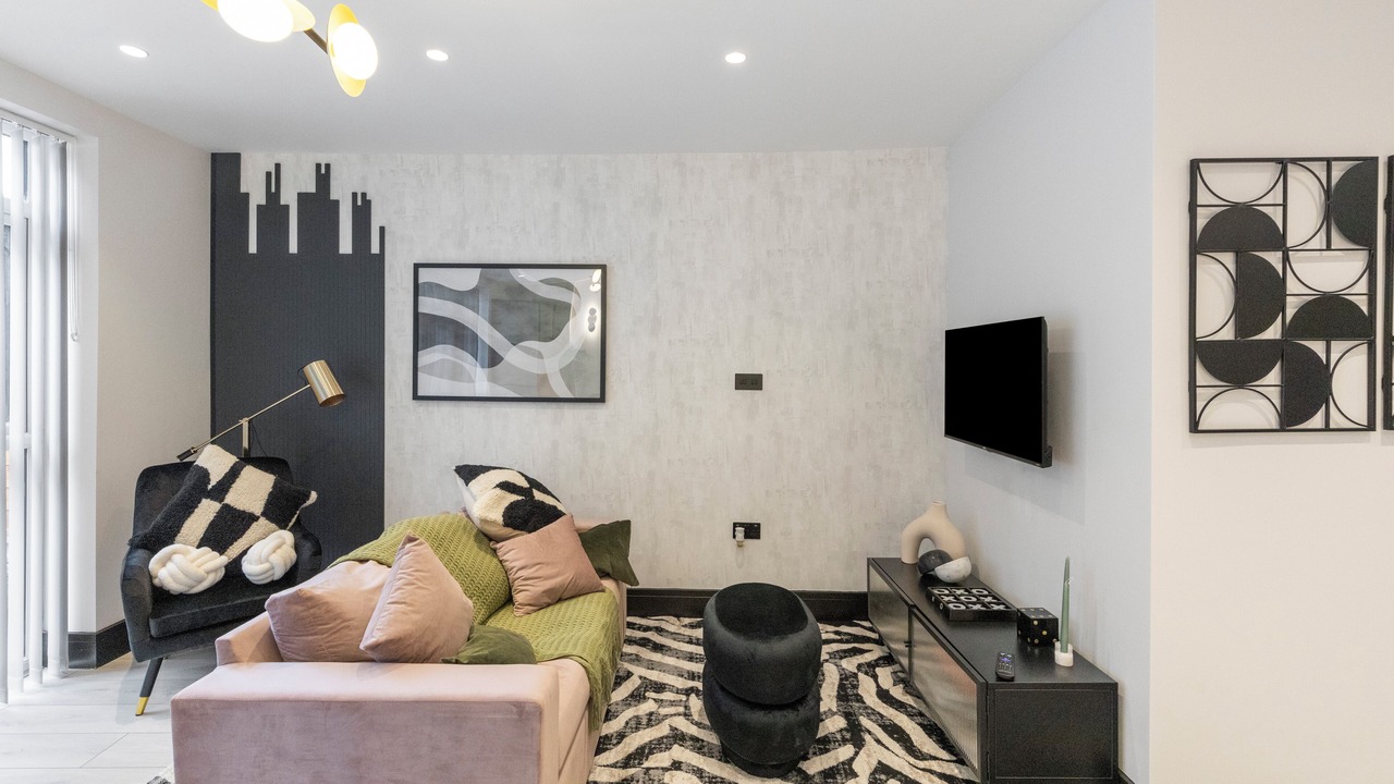 Photo of Livingroom in Tottenham Hale