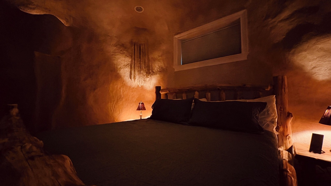 Photo of Bedroom in White Sulphur Springs