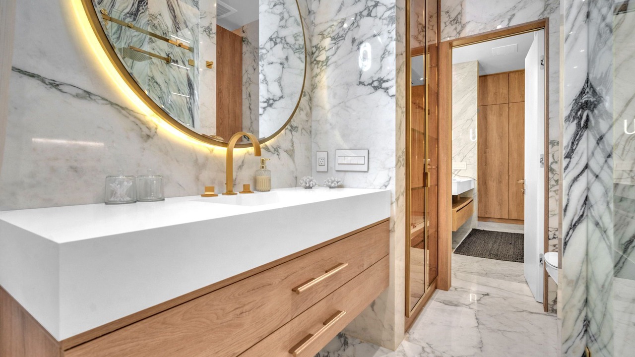 Photo of Bathroom in Golden Glades