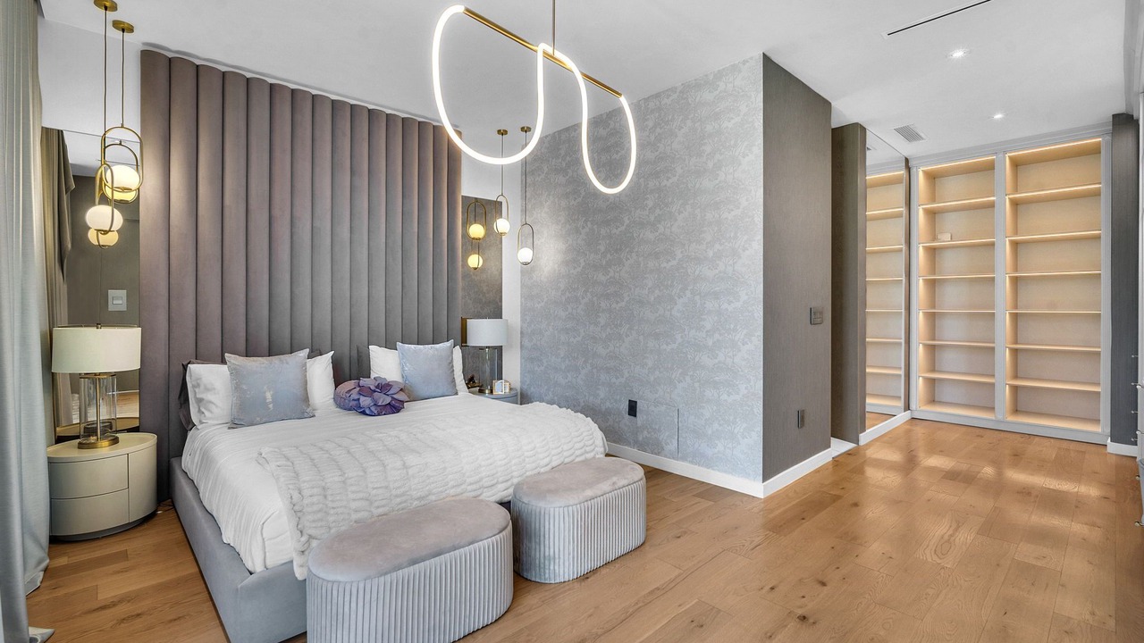 Photo of Bedroom in Golden Glades