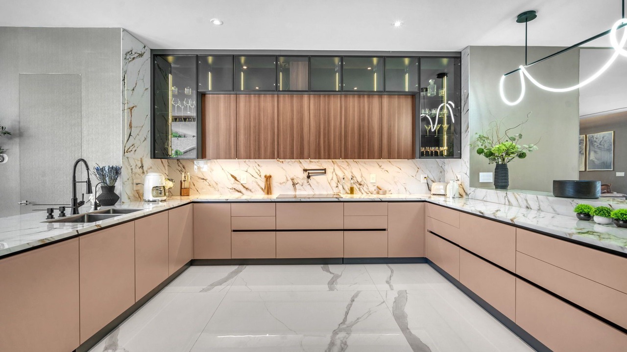 Photo of Kitchen in Golden Glades