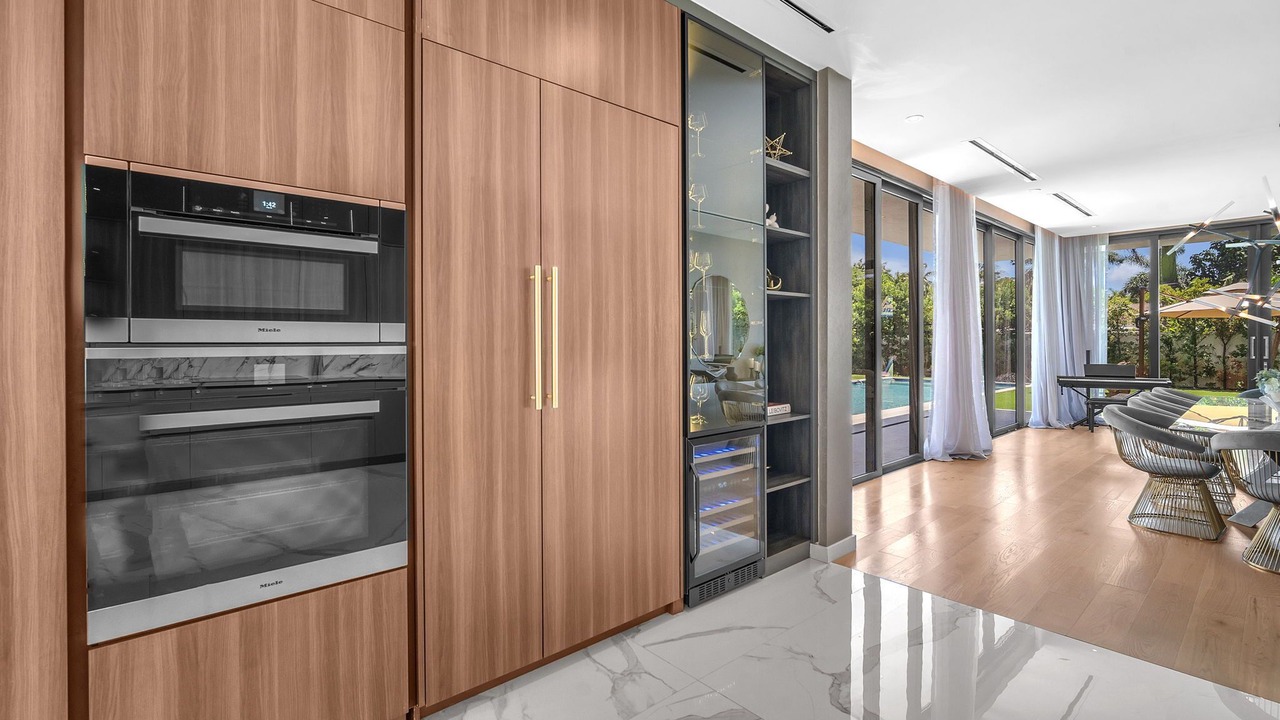Photo of Kitchen in Golden Glades
