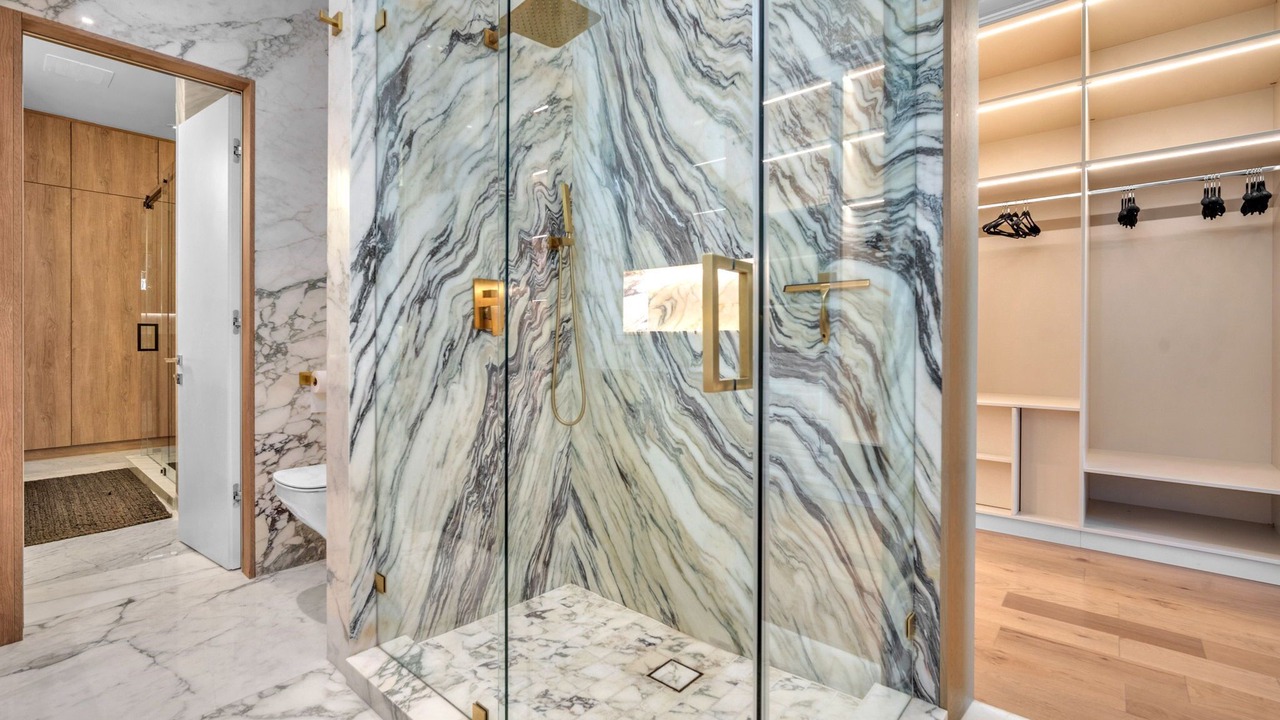 Photo of Bathroom in Golden Glades