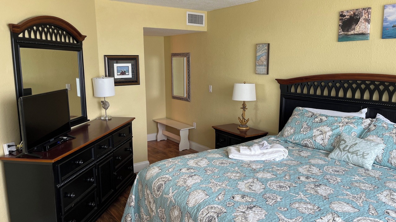 Photo of Bedroom in Ponce Inlet