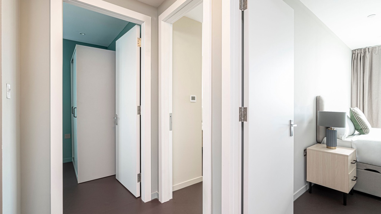 Photo of Bedroom in Poplar