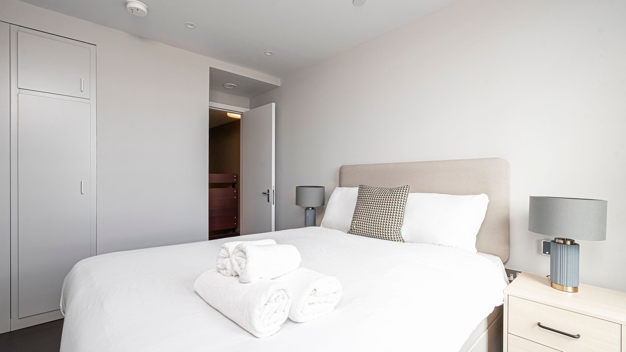 Photo of Bedroom in Poplar