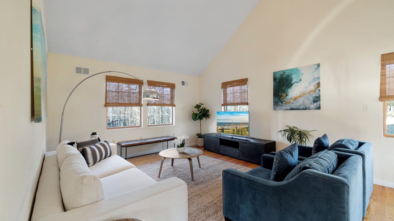 Photo of Livingroom in Blooming Grove