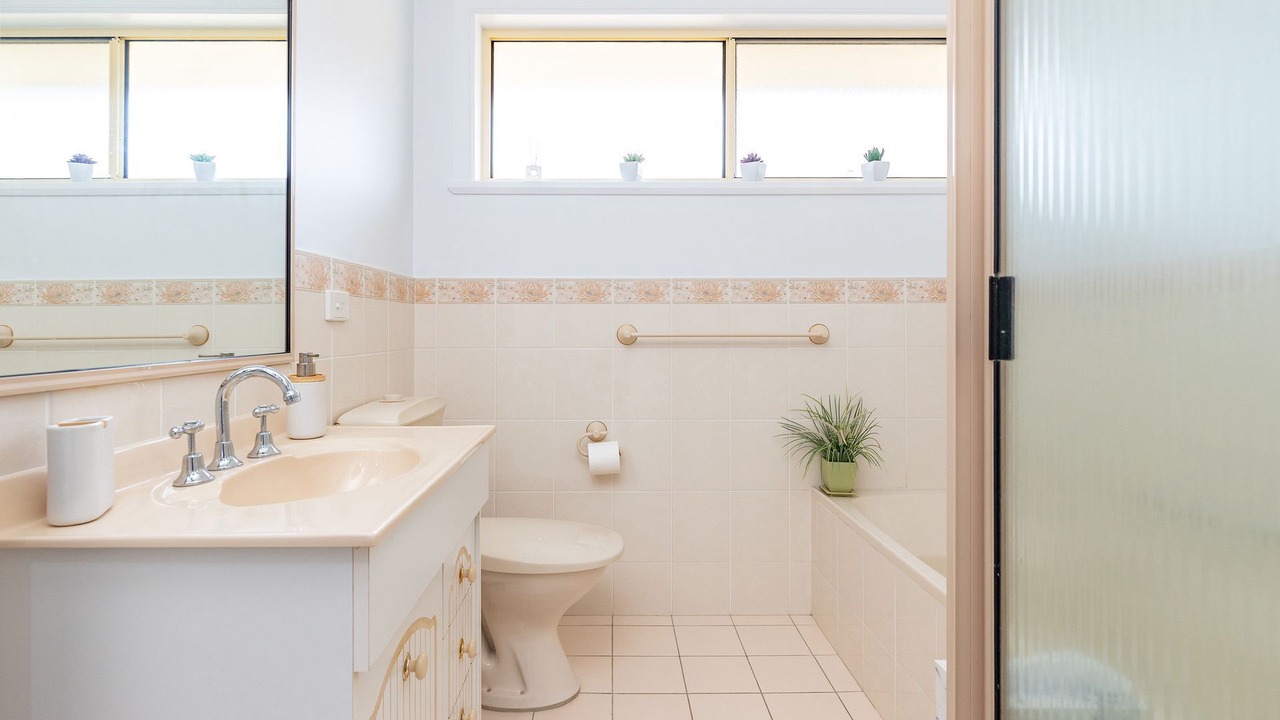 Photo of Bathroom in Tuncurry