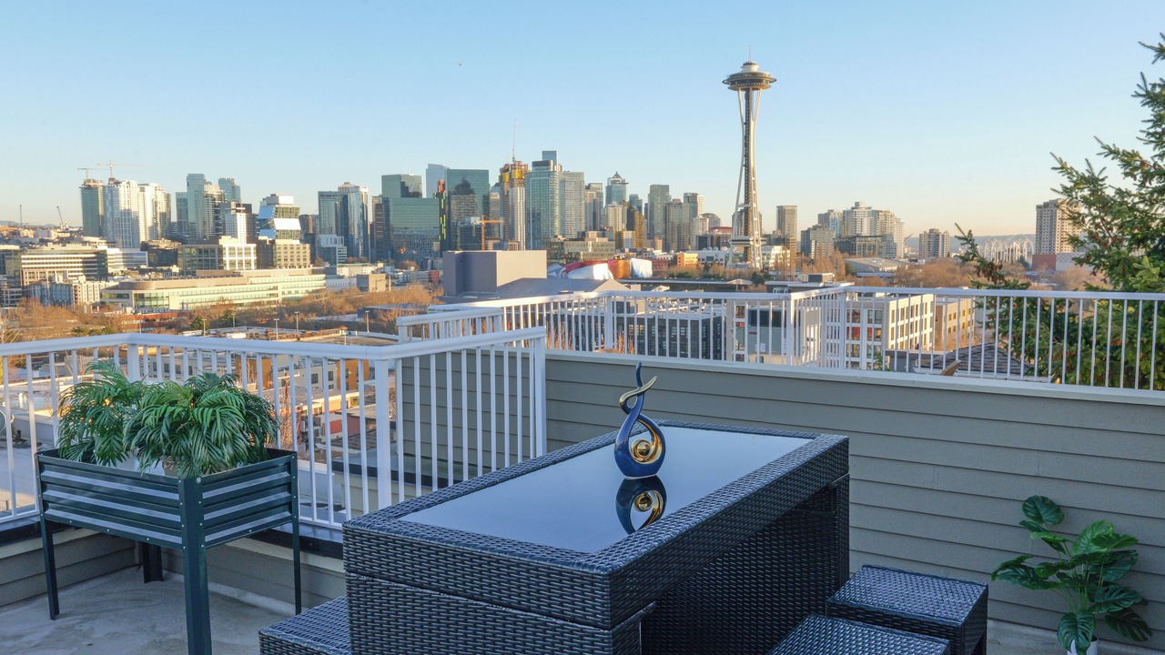 Photo of Others in Lower Queen Anne