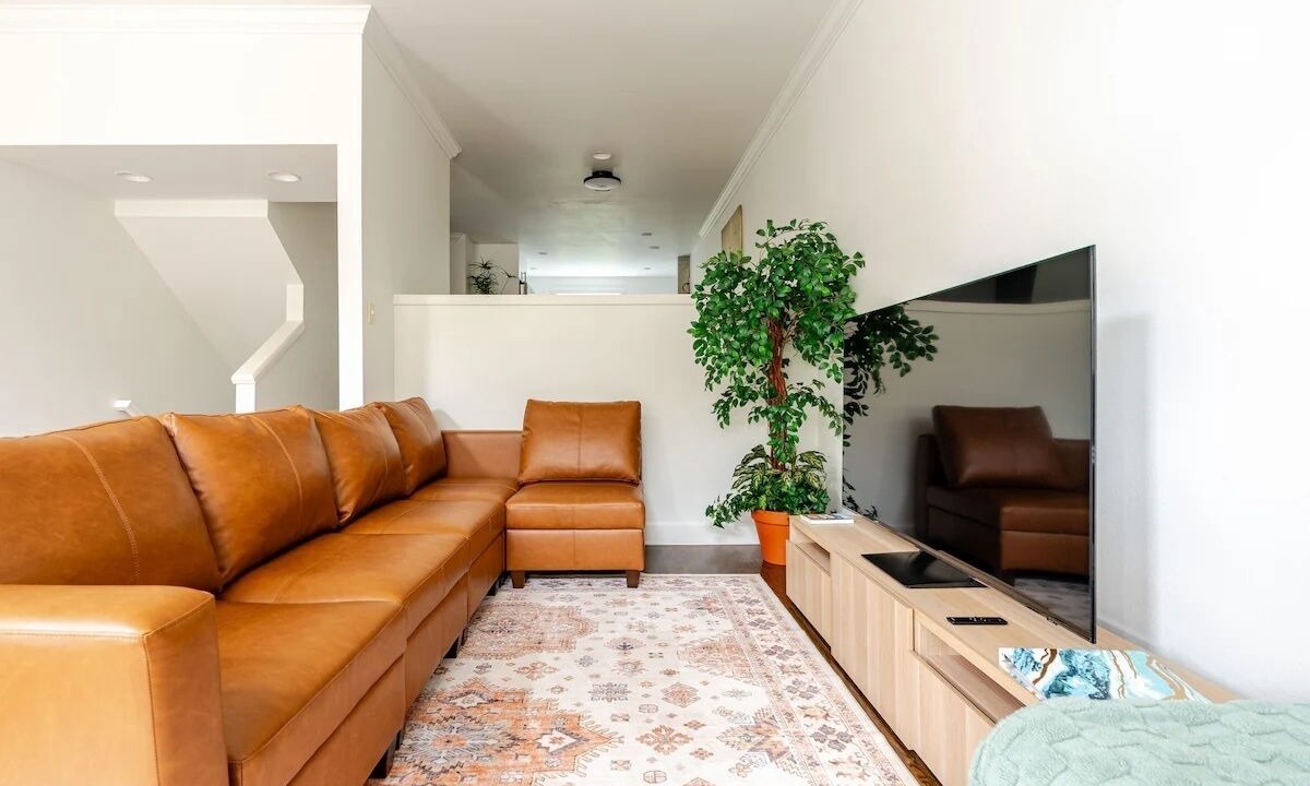 Photo of Livingroom in Lower Queen Anne