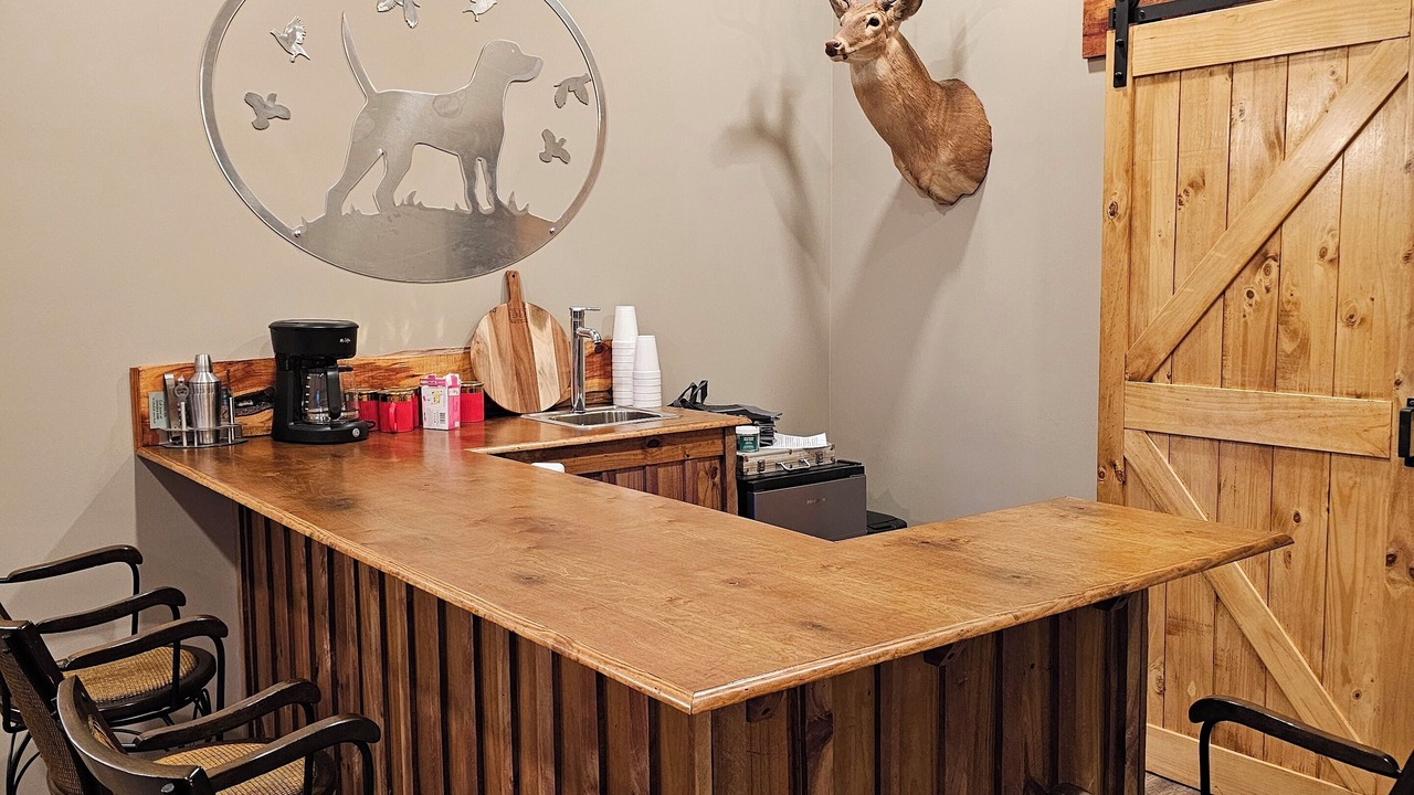 Photo of Others in Parrott