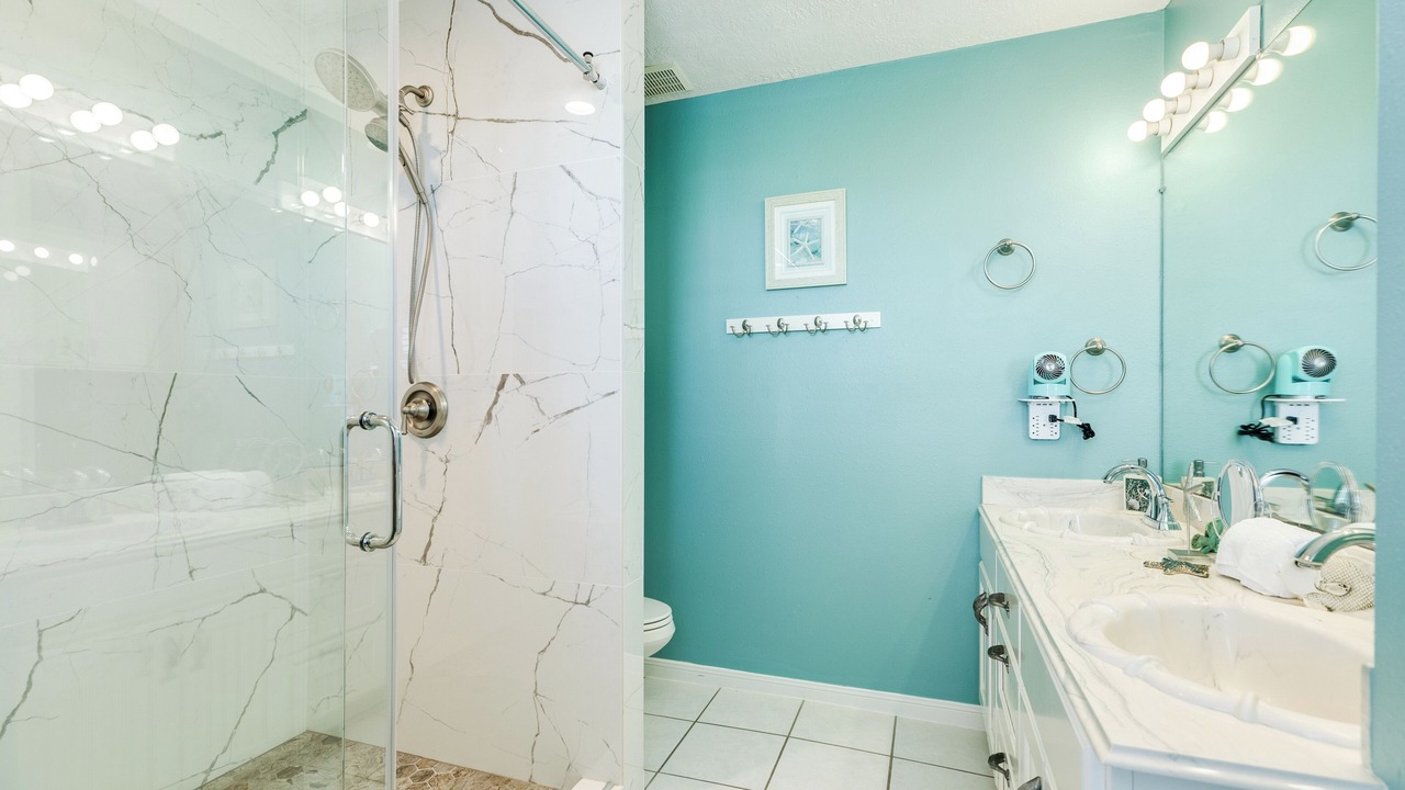 Photo of Bathroom in Indian Beach