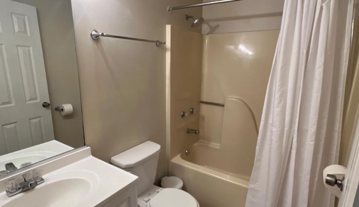 Photo of Bathroom in Woodlawn
