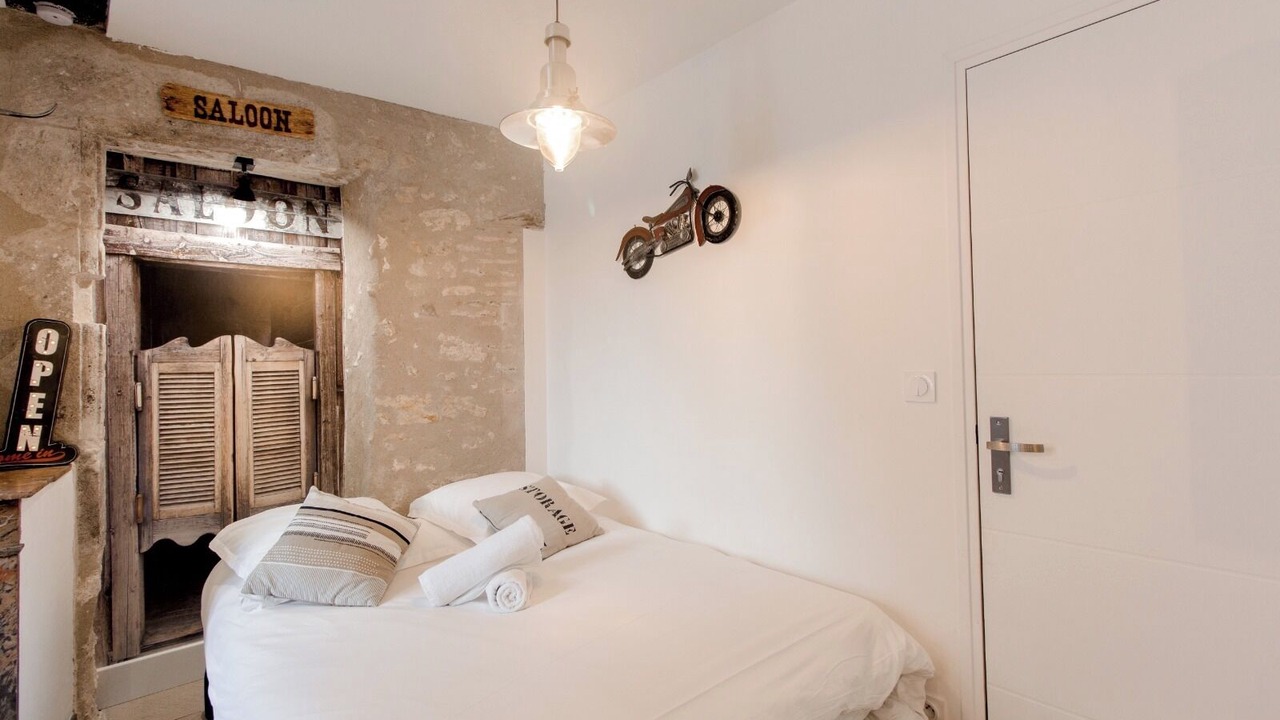Photo of Bedroom in Orleans