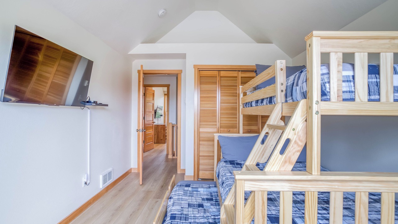 Photo of Others in Shorepine Village