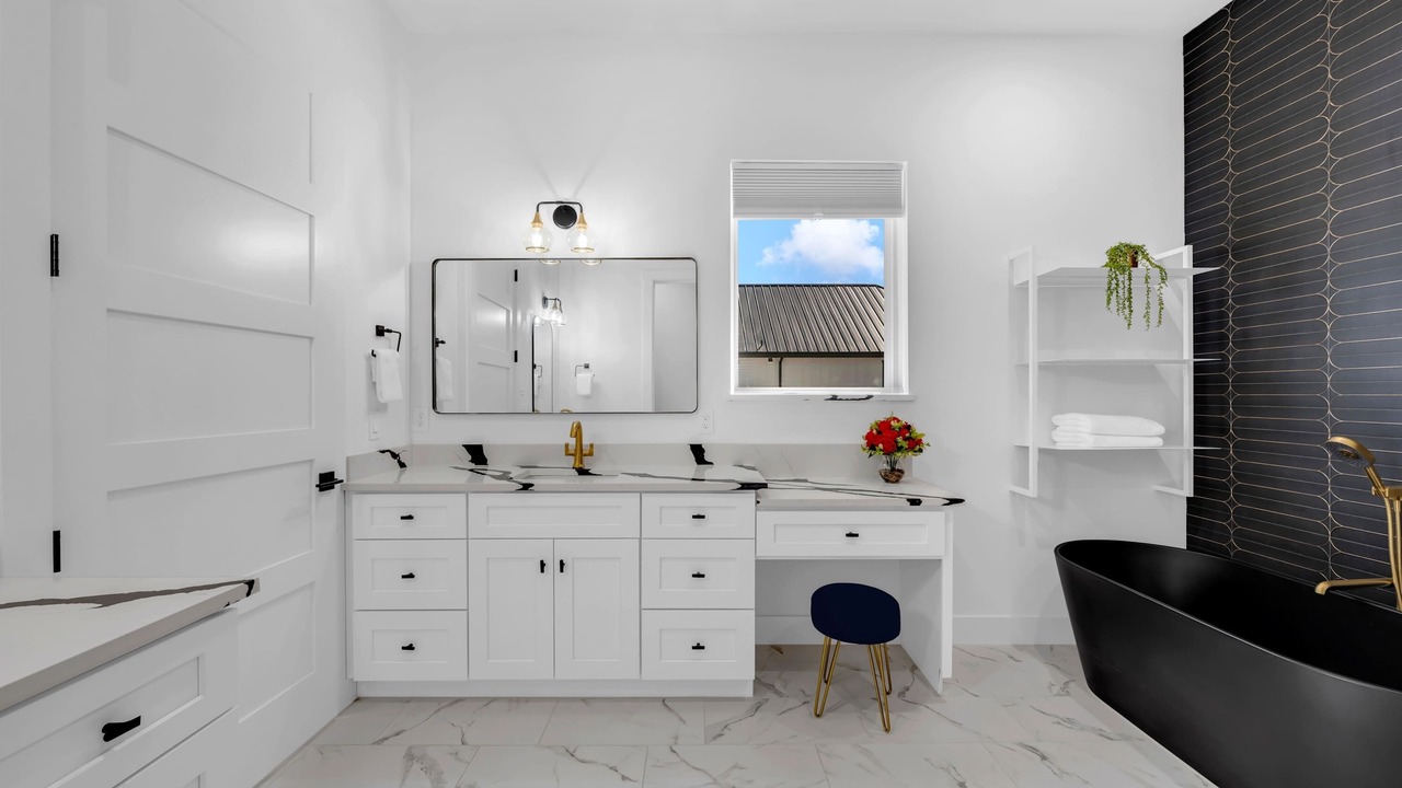 Photo of Bathroom in Granite Shoals