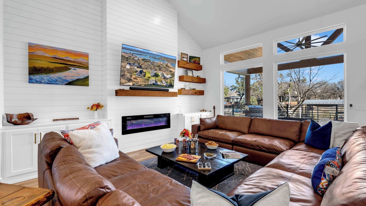 Photo of Livingroom in Granite Shoals