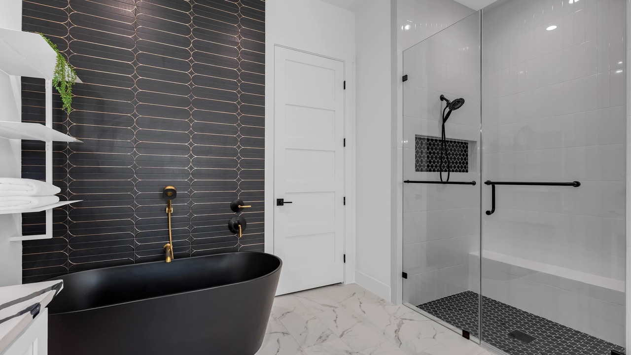 Photo of Bathroom in Granite Shoals