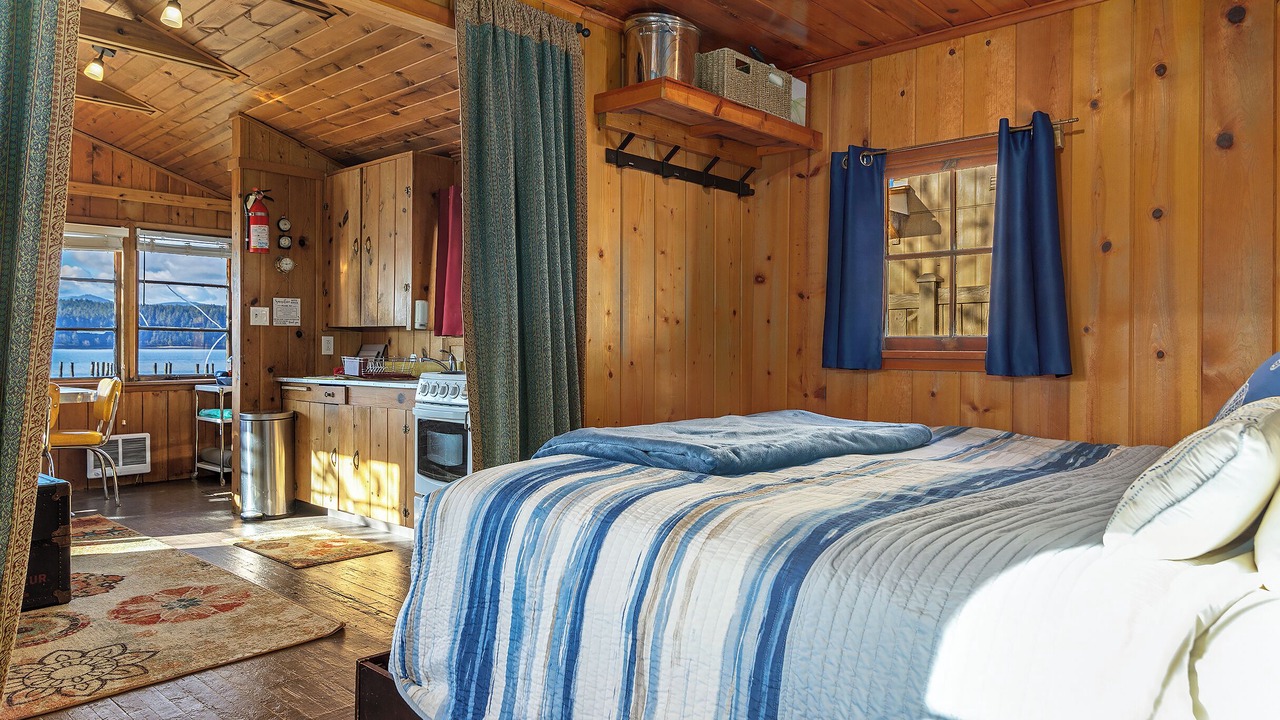 Photo of Bedroom in Matlock