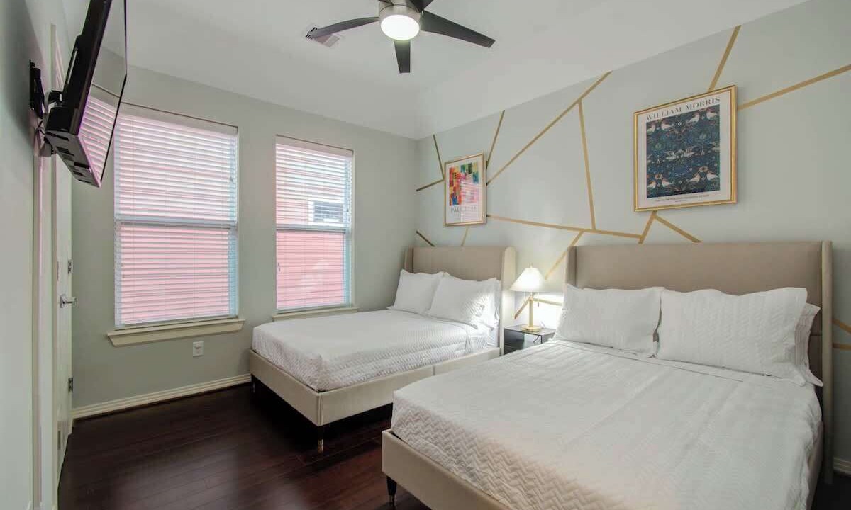 Photo of Bedroom in Washington Ave./ Memorial Park