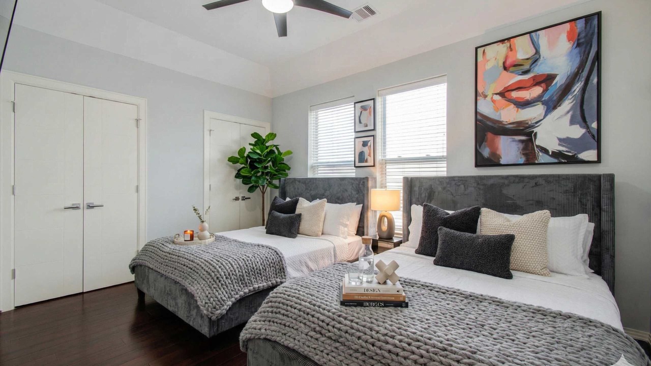 Photo of Bedroom in Washington Ave./ Memorial Park