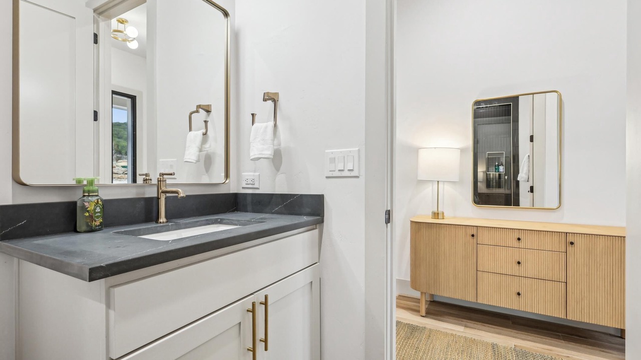 Photo of Bathroom in Graford