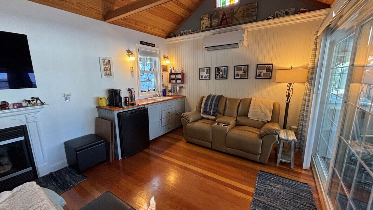 Photo of Others in Franklin