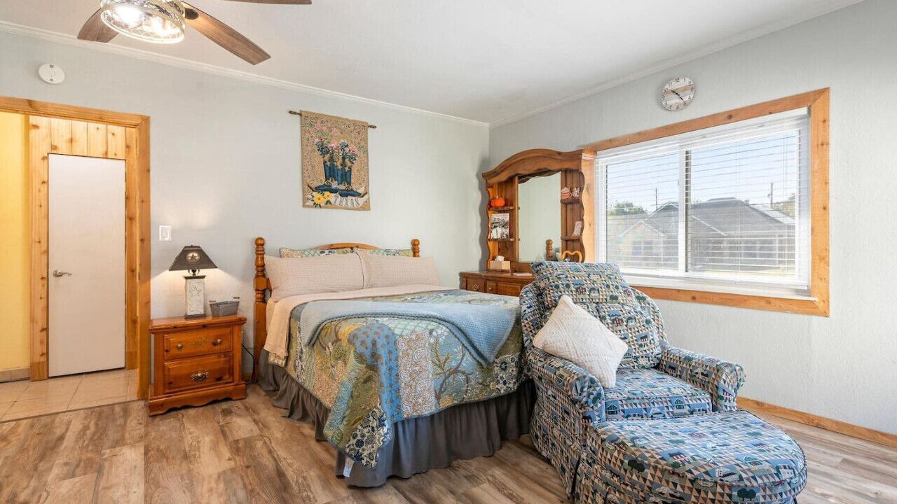 Photo of Bedroom in Denison