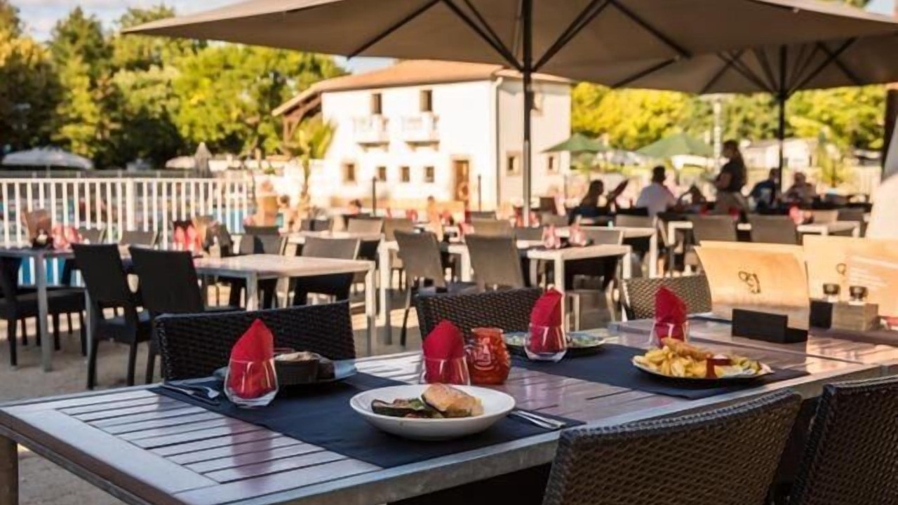 Photo of Outdoor in Sampzon