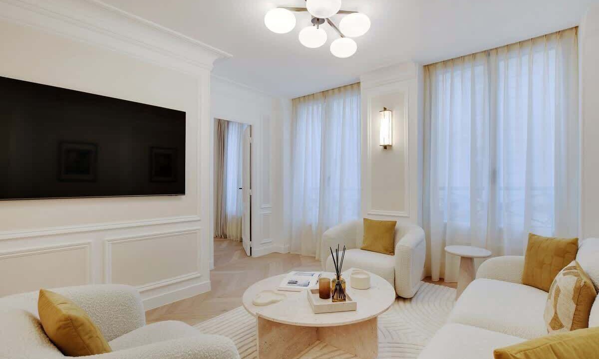 Photo of Livingroom in Quartier du Faubourg-Montmartre