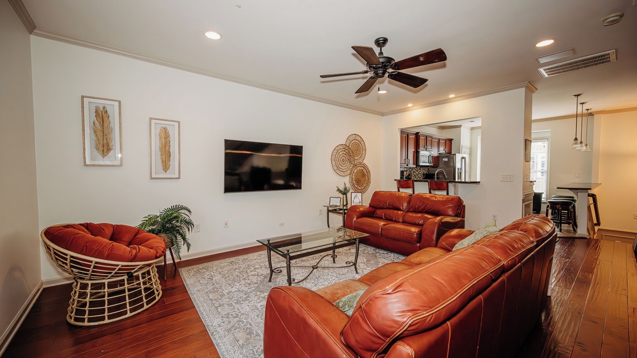 Photo of Livingroom in Southwest Raleigh