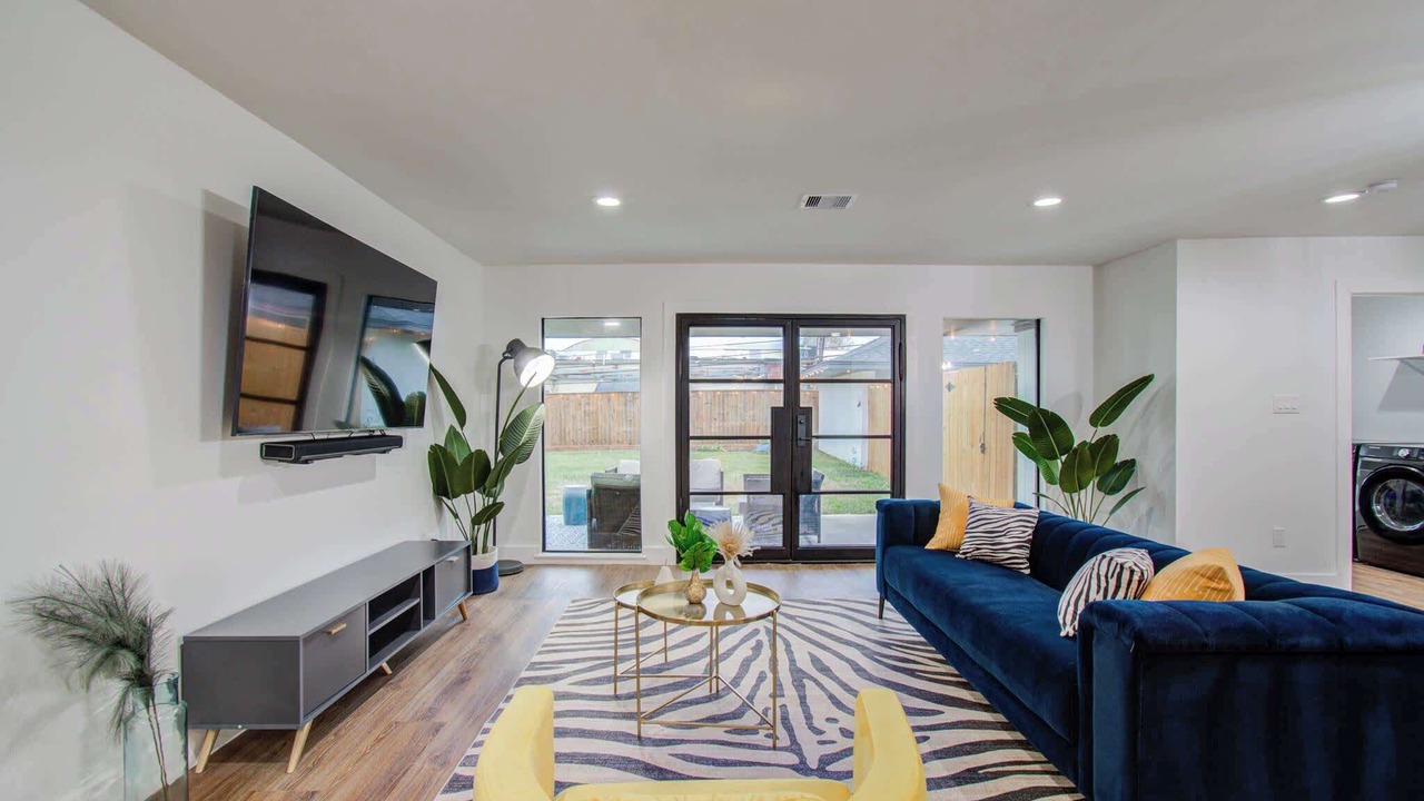 Photo of Livingroom in Houston