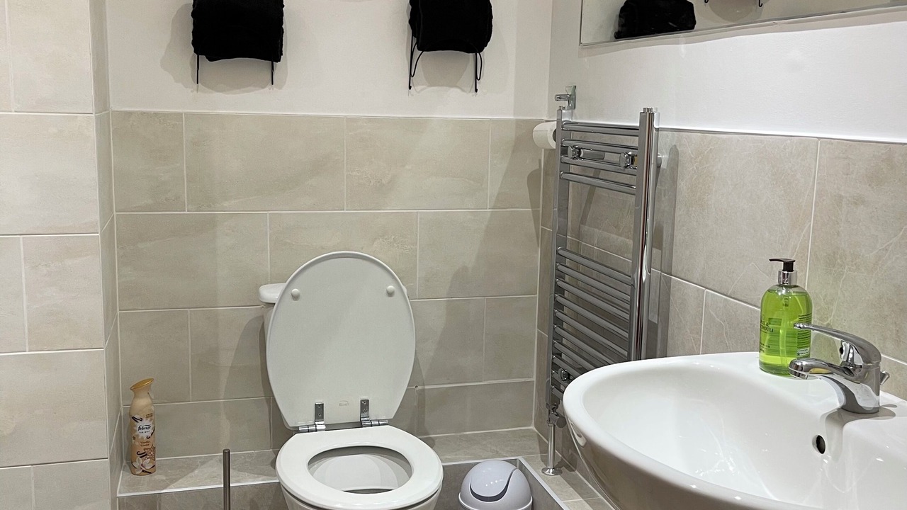 Photo of Bathroom in Alibon