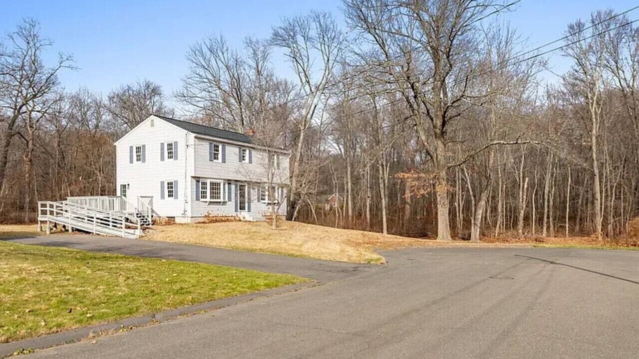 Photo of Outdoor in Windsor Locks