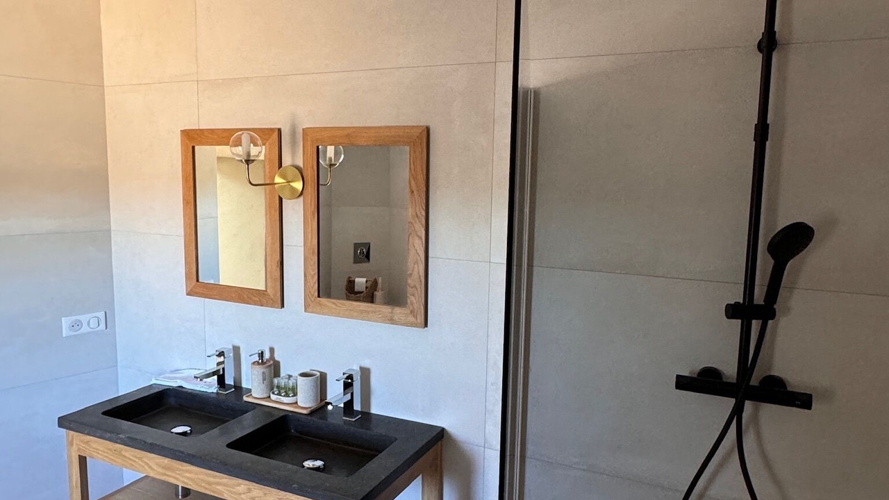 Photo of Bathroom in Montbazin