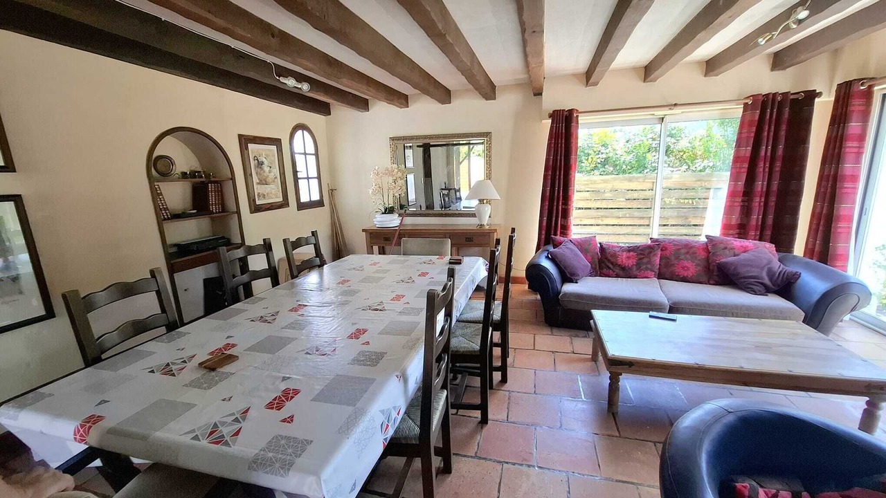 Photo of Livingroom in Lairoux