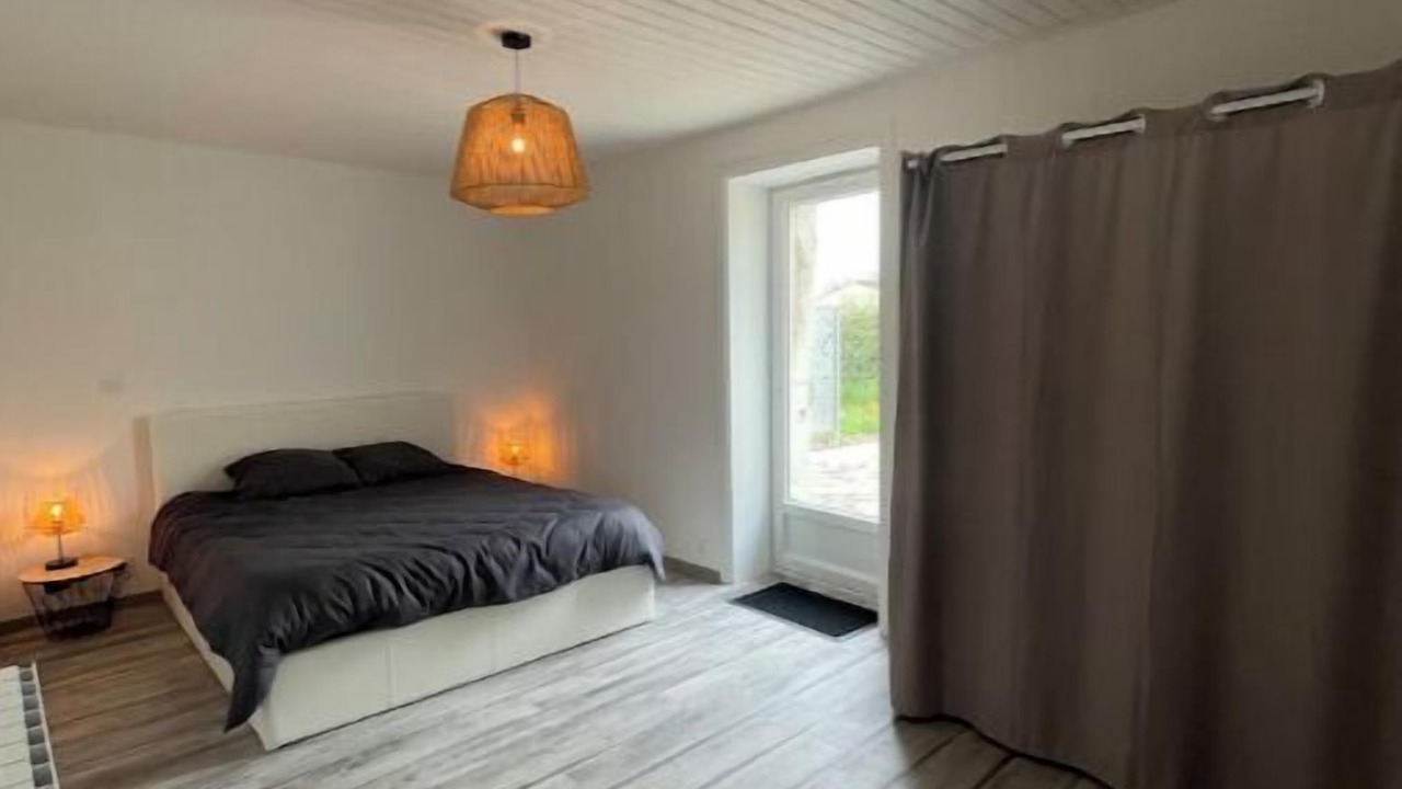 Photo of Bedroom in Grues