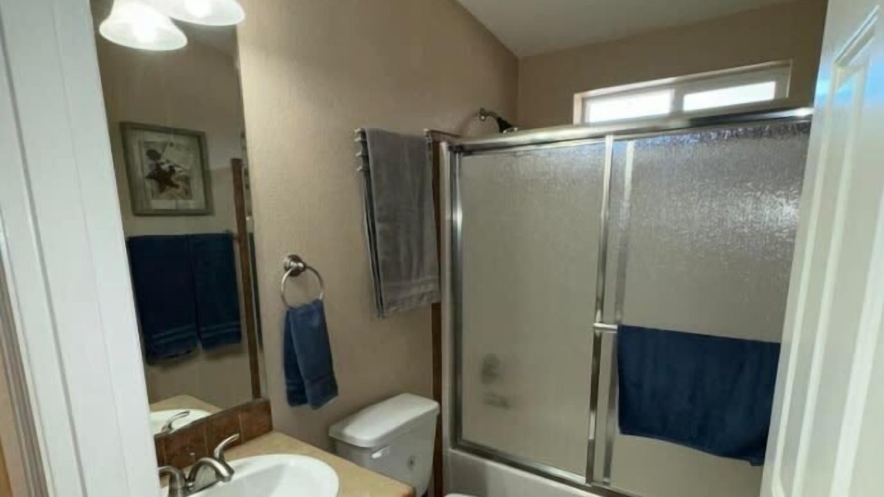 Photo of Bathroom in Parker Strip