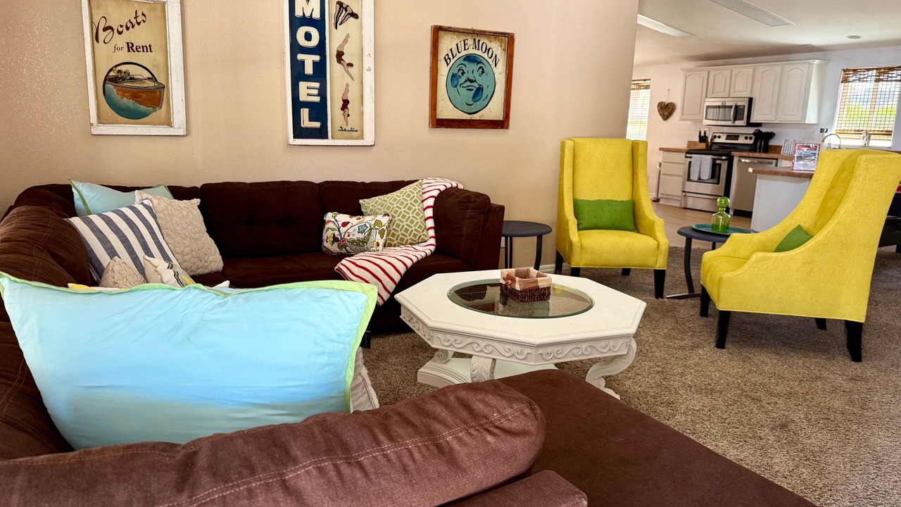 Photo of Livingroom in Parker Strip