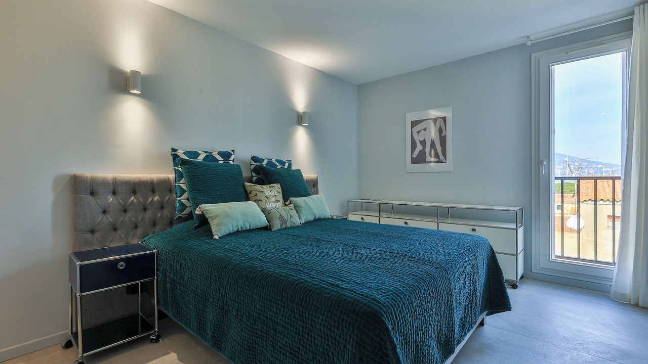 Photo of Bedroom in Saint-Tropez