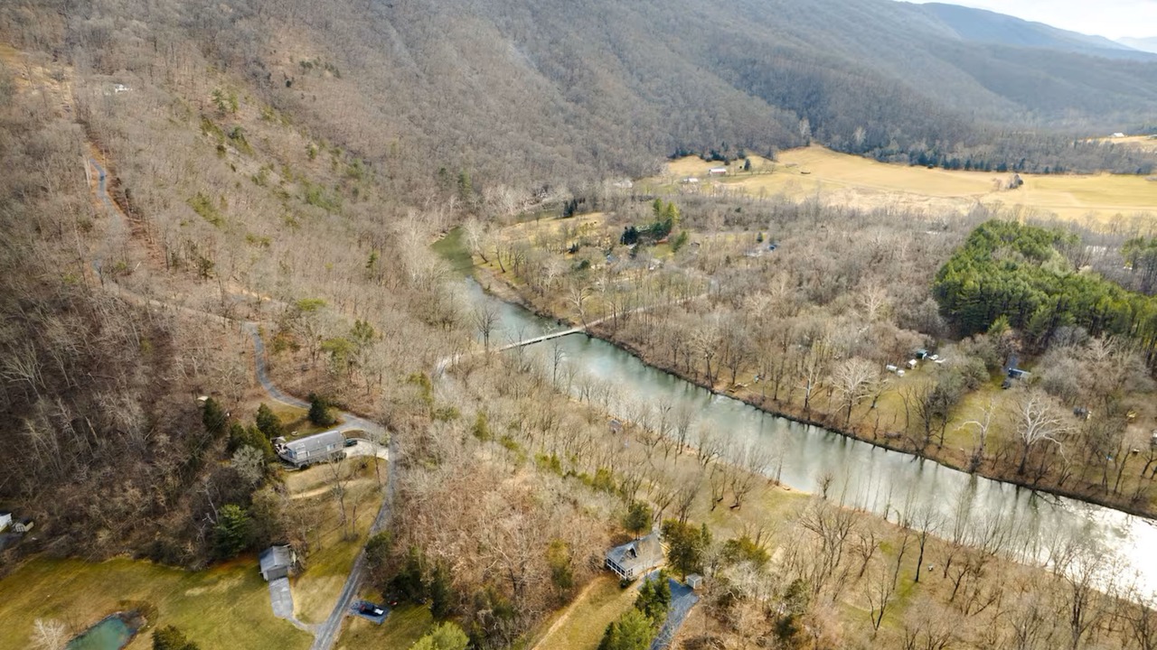 Photo of Outdoor in Fishers Hill