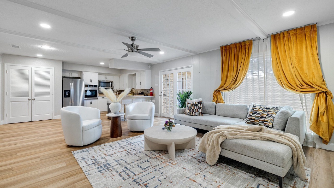 Photo of Livingroom in North Dallas