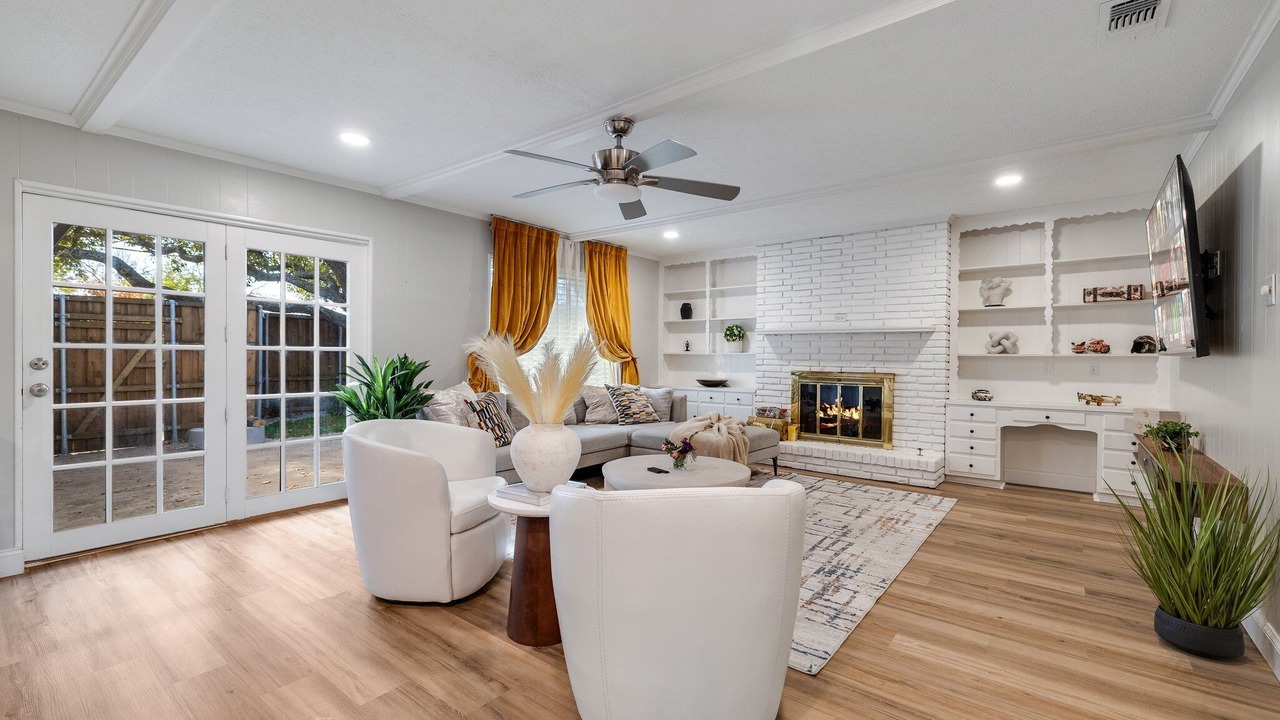 Photo of Livingroom in North Dallas