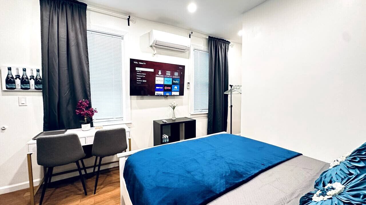 Photo of Bedroom in Graduate Hospital