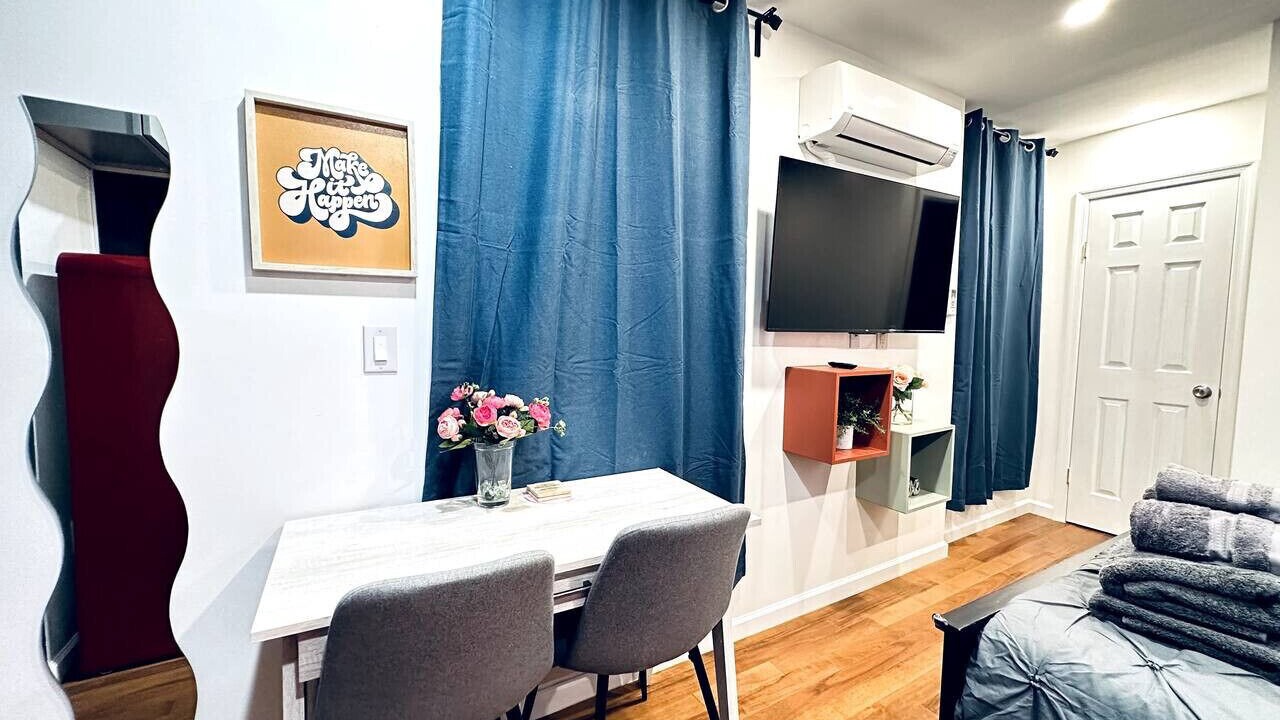 Photo of Bedroom in Graduate Hospital