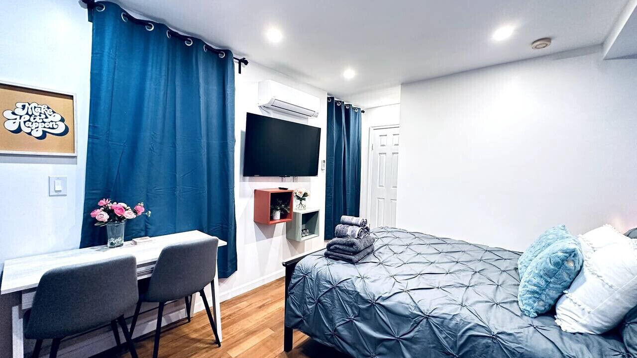 Photo of Bedroom in Graduate Hospital