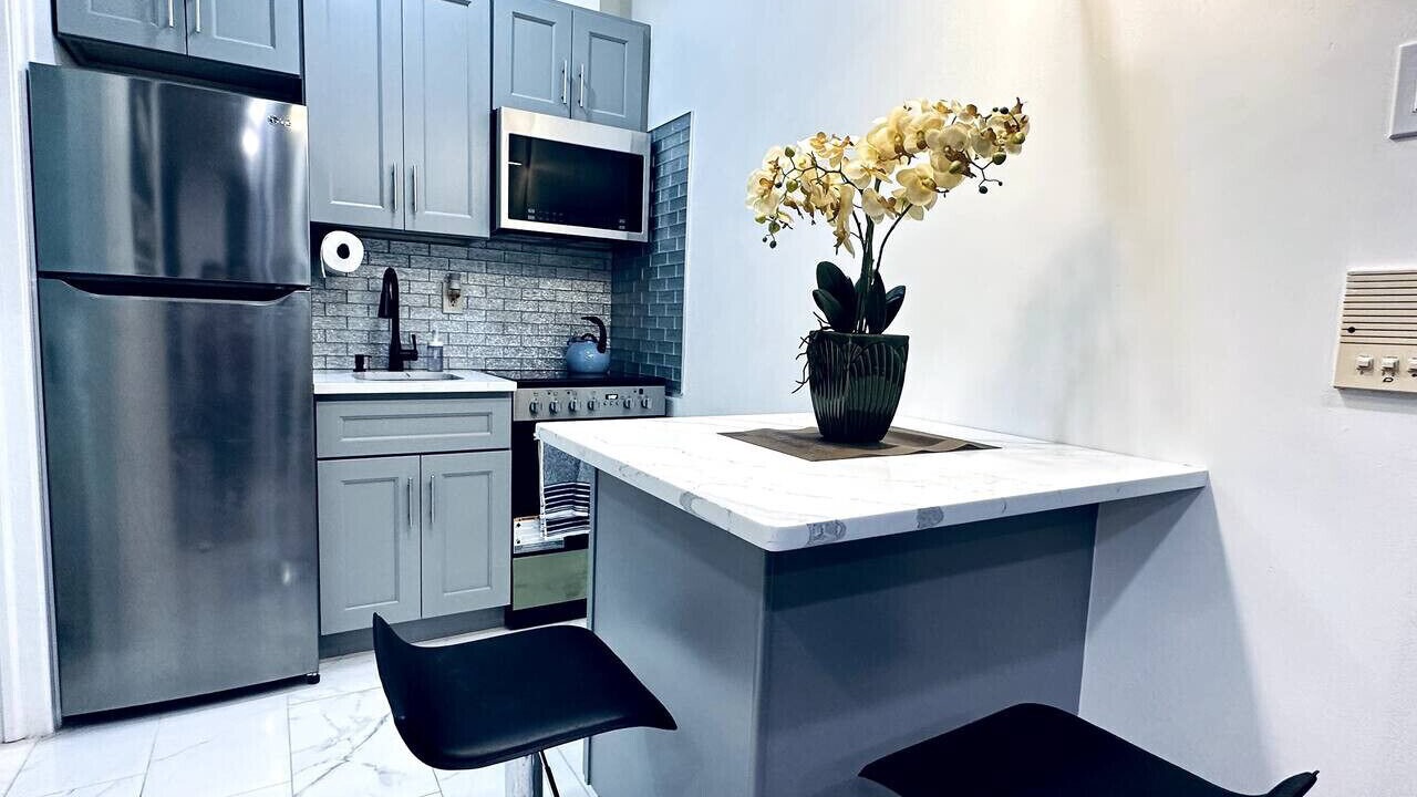Photo of Kitchen in Graduate Hospital