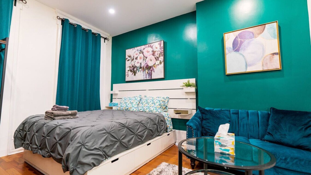 Photo of Bedroom in Graduate Hospital