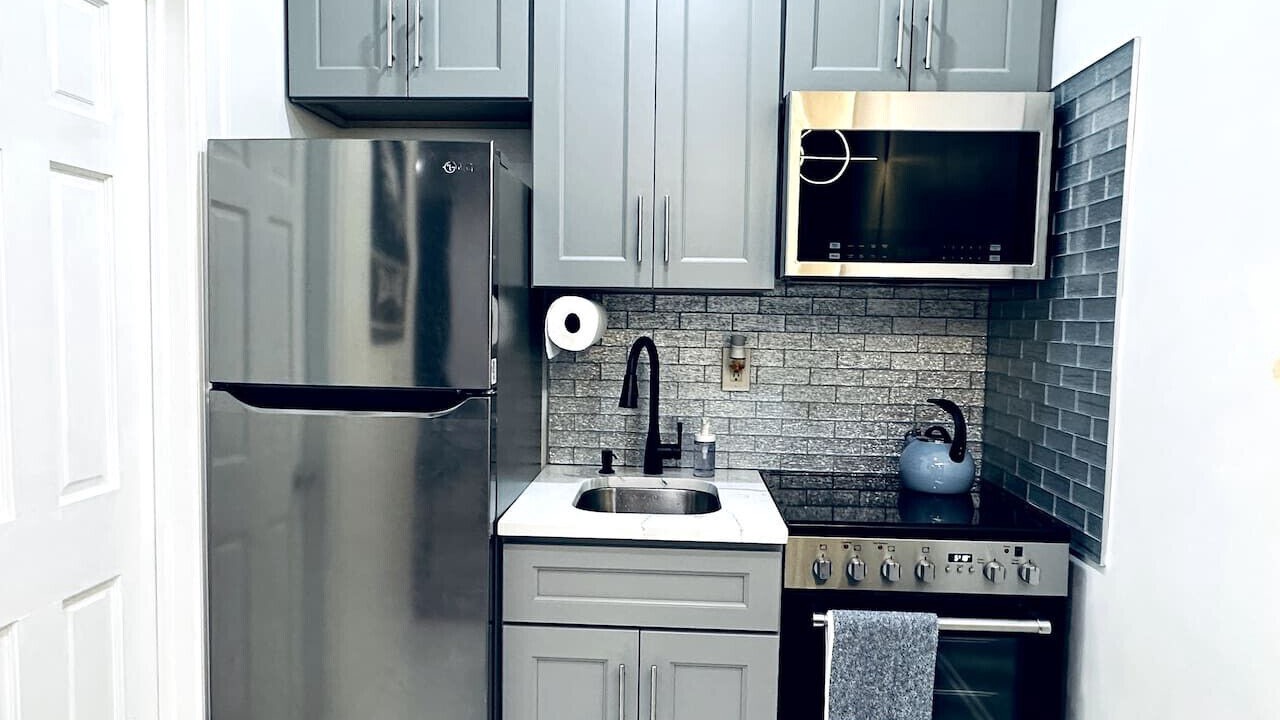 Photo of Kitchen in Graduate Hospital